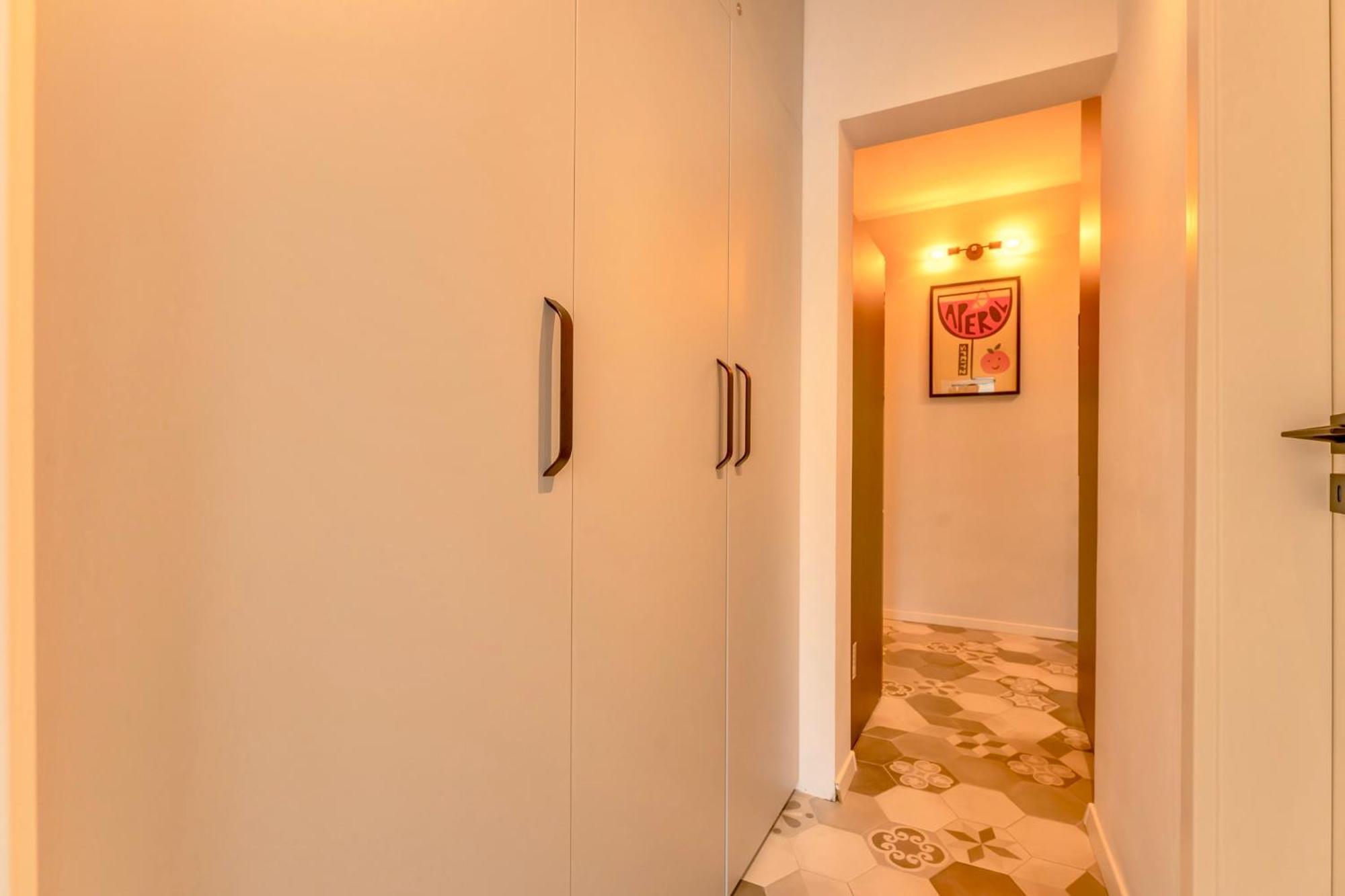 Castanilor 6 - Hip Industrial Apartment Close To City Centre Braşov Exteriör bild