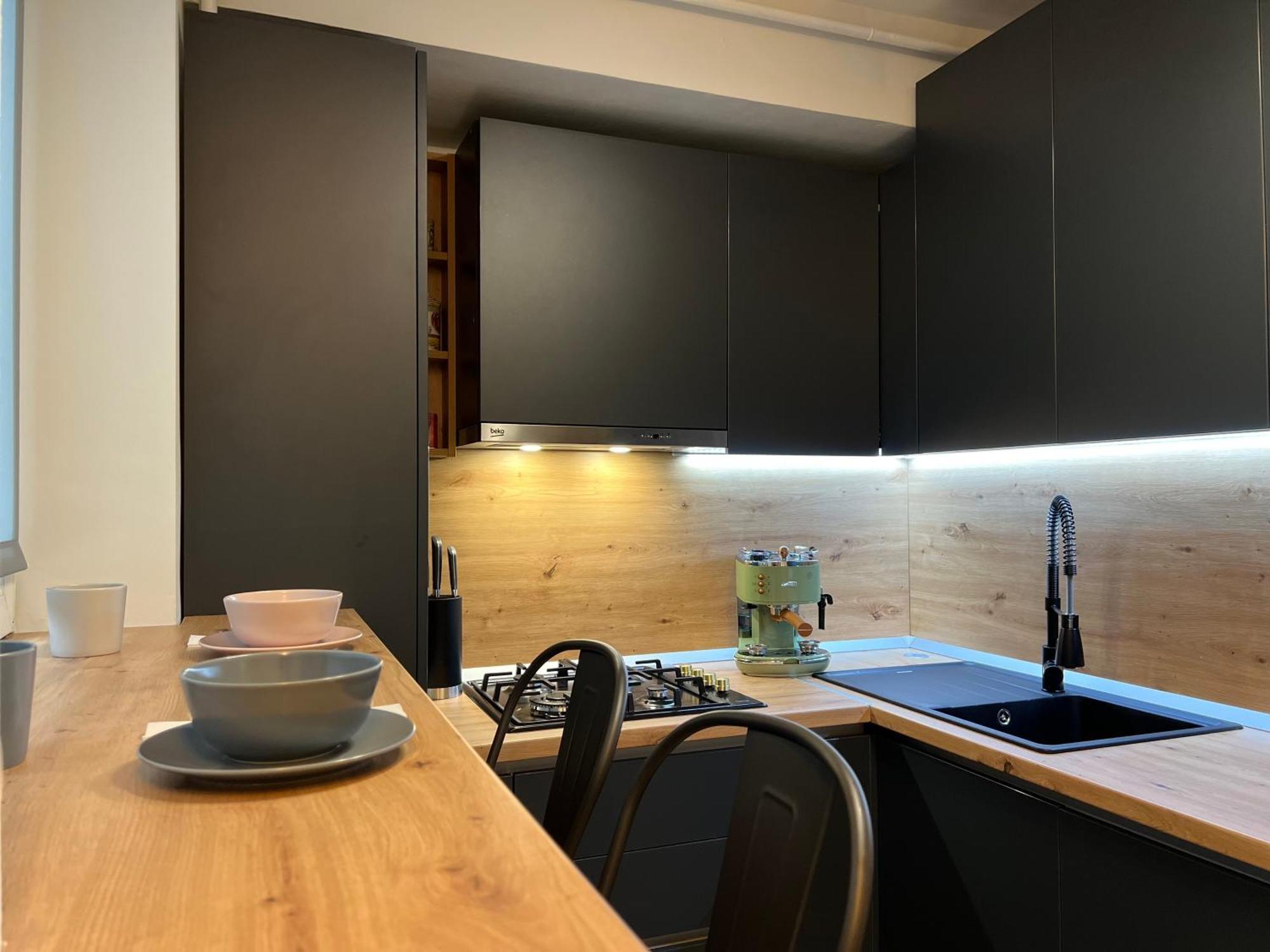 Castanilor 6 - Hip Industrial Apartment Close To City Centre Braşov Exteriör bild