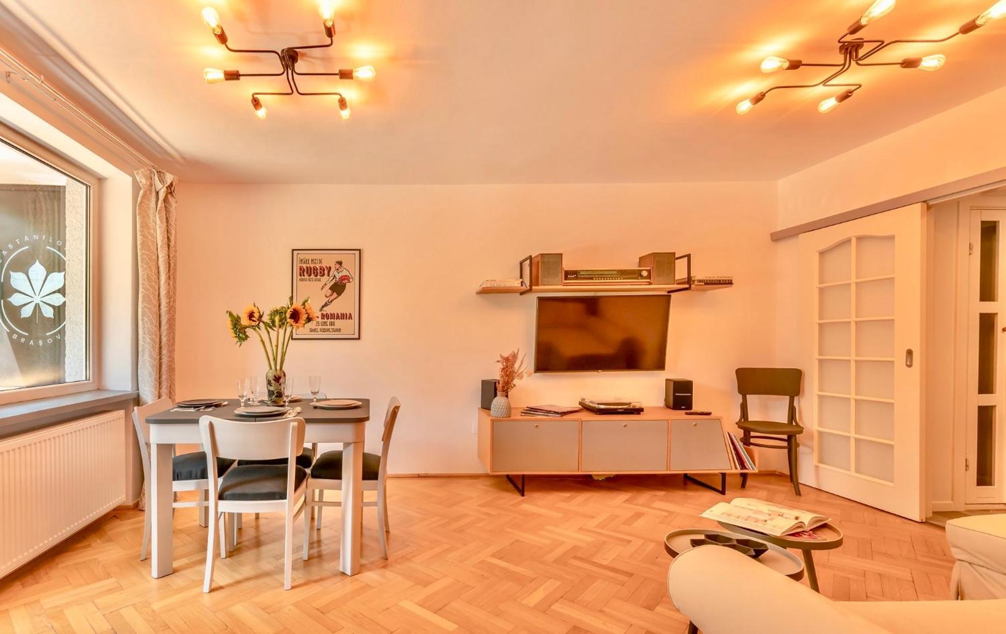 Castanilor 6 - Hip Industrial Apartment Close To City Centre Braşov Exteriör bild
