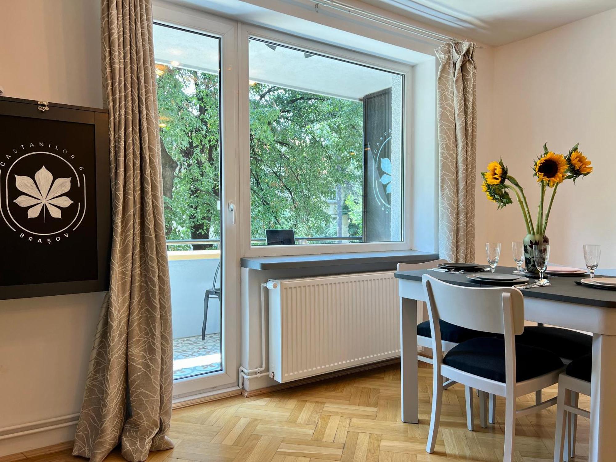 Castanilor 6 - Hip Industrial Apartment Close To City Centre Braşov Exteriör bild